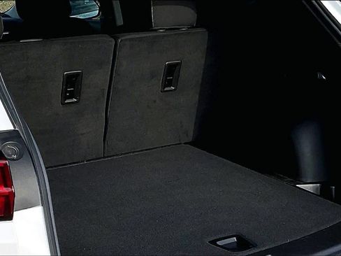 Used 2024 Chevrolet Blazer LT w/ Convenience Package image 17