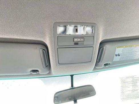 Used 2011 Toyota Highlander 4WD image 19