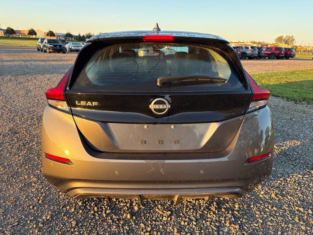 Used 2025 Nissan Leaf S FWD image 7