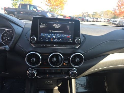 Used 2023 Nissan Sentra SV image 28