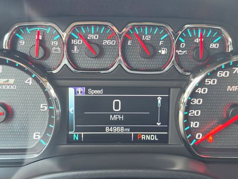 Used 2017 Chevrolet Silverado 1500 LT w/ All Star Edition AWD/4WD image 22