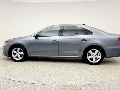 Used 2015 Volkswagen Passat 1.8T Limited Edition image 8