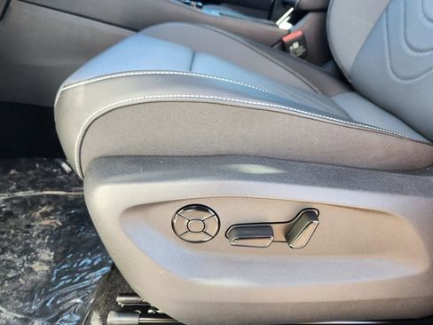 New 2026 Volkswagen Tiguan SE R-Line image 13