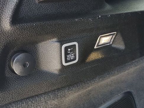 Certified 2023 Jeep Grand Cherokee L Summit w/ Luxury Tech Group V image 13