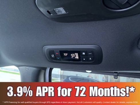 New 2026 Chrysler Pacifica Select FWD image 20