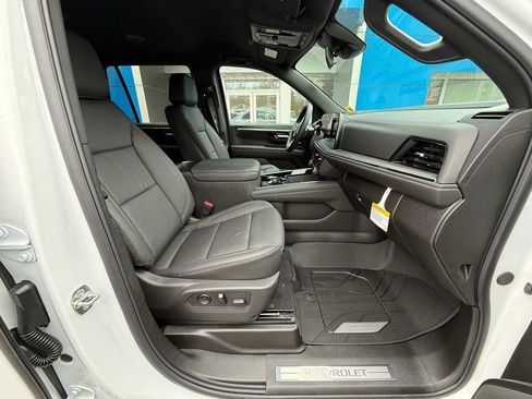 New 2026 Chevrolet Tahoe LT w/ LPO, Dark Essentials Package image 40