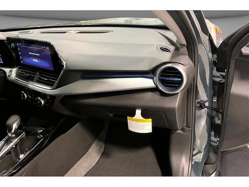 New 2026 Chevrolet Trax LT w/ LT Convenience Package FWD image 52