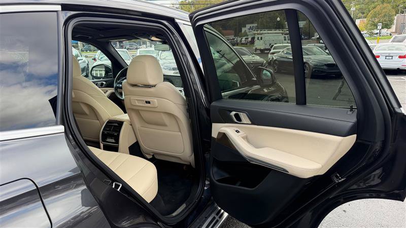 Used 2020 BMW X5 xDrive40i w/ Convenience Package AWD/4WD image 40