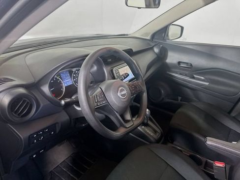 Used 2024 Nissan Kicks S FWD image 10