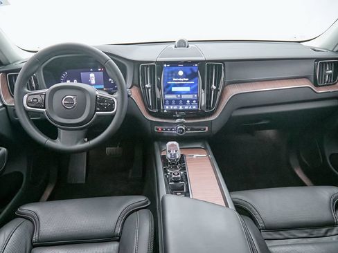 Certified 2023 Volvo XC60 B6 Ultimate w/ Climate Package AWD/4WD image 27