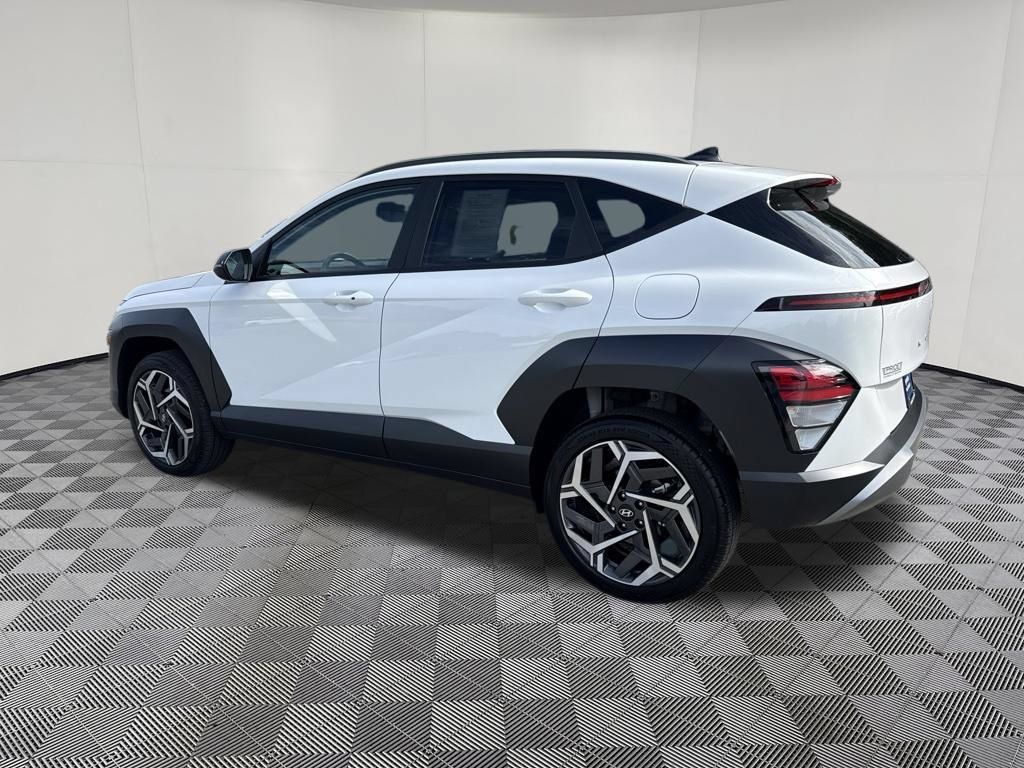 Used 2026 Hyundai Kona SEL Premium AWD/4WD image 7