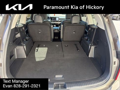 Used 2025 Kia Telluride S FWD image 12