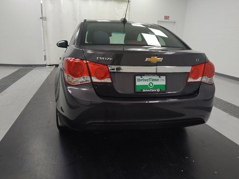 Used 2016 Chevrolet Cruze LT w/ Sun And Sound Package image 6