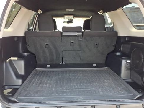 Used 2021 Toyota 4Runner SR5 AWD/4WD image 9