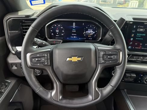 Used 2026 Chevrolet Silverado 2500 High Country w/ Technology Package AWD/4WD image 15