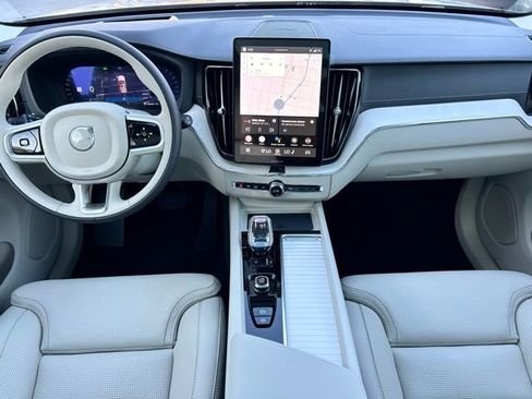New 2026 Volvo XC60 B5 Ultra w/ Protection Package Premier AWD/4WD image 16