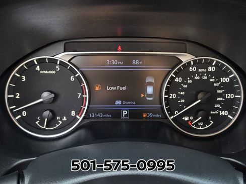 Used 2025 Nissan Altima 2.5 SV FWD image 28