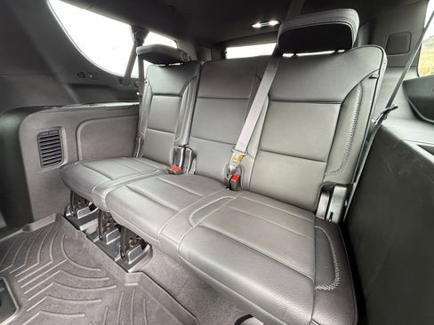 Used 2023 GMC Yukon XL Denali image 21