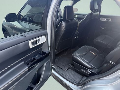 Used 2024 Ford Explorer ST w/ Equipment Group 401A AWD/4WD image 10