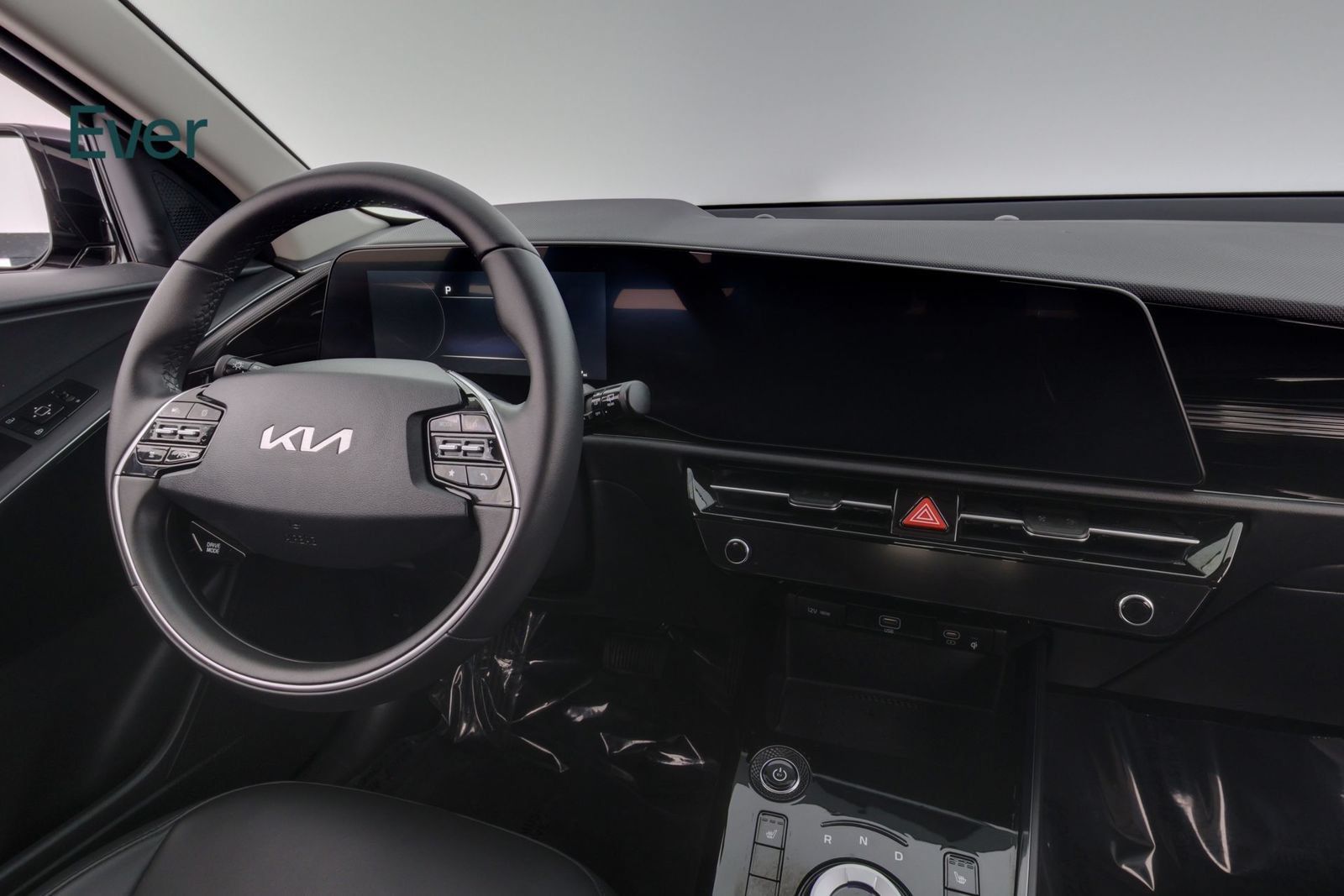 Used 2025 Kia Niro Wind FWD image 25