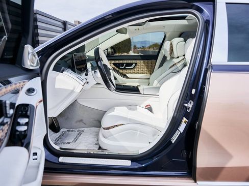 Used 2023 Mercedes-Benz Maybach S 680 4MATIC image 35
