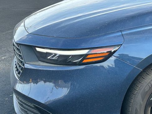 Used 2025 Honda Accord SE image 10