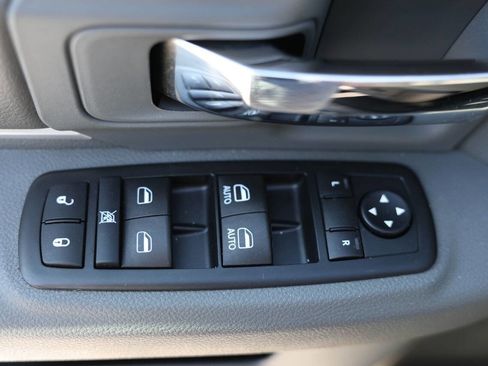 Used 2015 RAM 1500 Big Horn AWD/4WD image 16