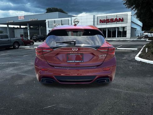 Used 2018 INFINITI QX30 Sport w/ Sport Leather Package image 5