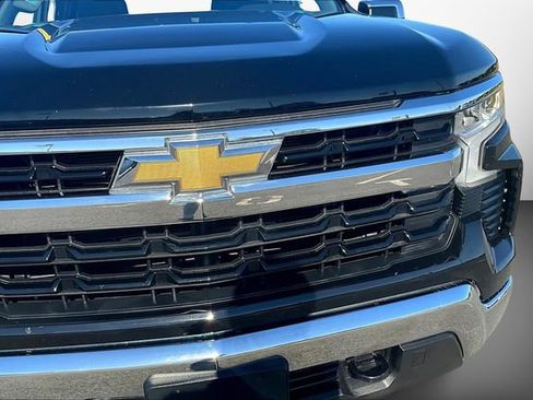 Used 2022 Chevrolet Silverado 1500 LT image 28