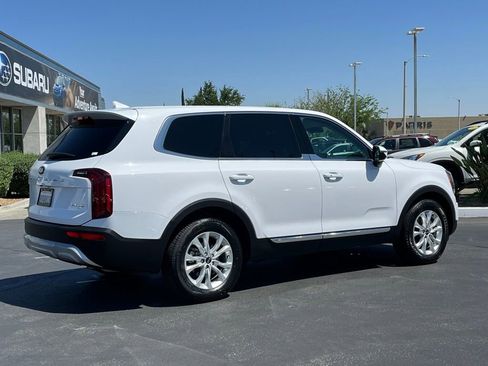 Used 2021 Kia Telluride LX FWD image 8