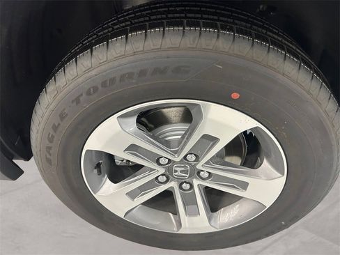 New 2025 Honda Pilot EX-L image 14