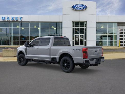 New 2026 Ford F250 Lariat w/ Black Appearance Package AWD/4WD image 4