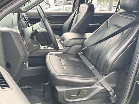 Used 2020 Ford Expedition Limited w/ Equipment Group 301A AWD/4WD image 25