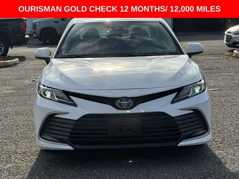 Used 2023 Toyota Camry LE AWD/4WD image 6