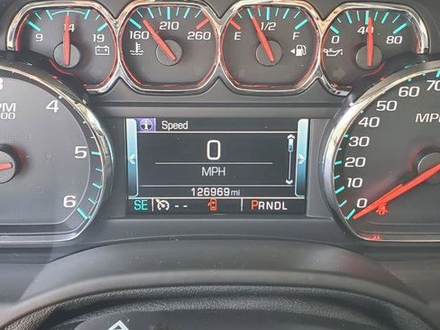 Used 2017 Chevrolet Tahoe LT w/ LT Signature Package AWD/4WD image 11
