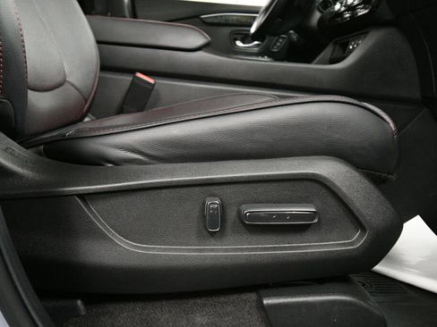 Used 2025 Honda Pilot Black Edition image 31