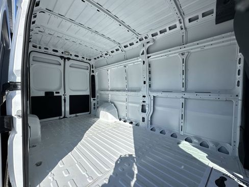 Used 2025 RAM ProMaster 2500 image 28