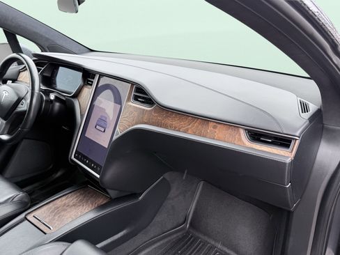 Used 2020 Tesla Model X Long Range AWD/4WD image 45