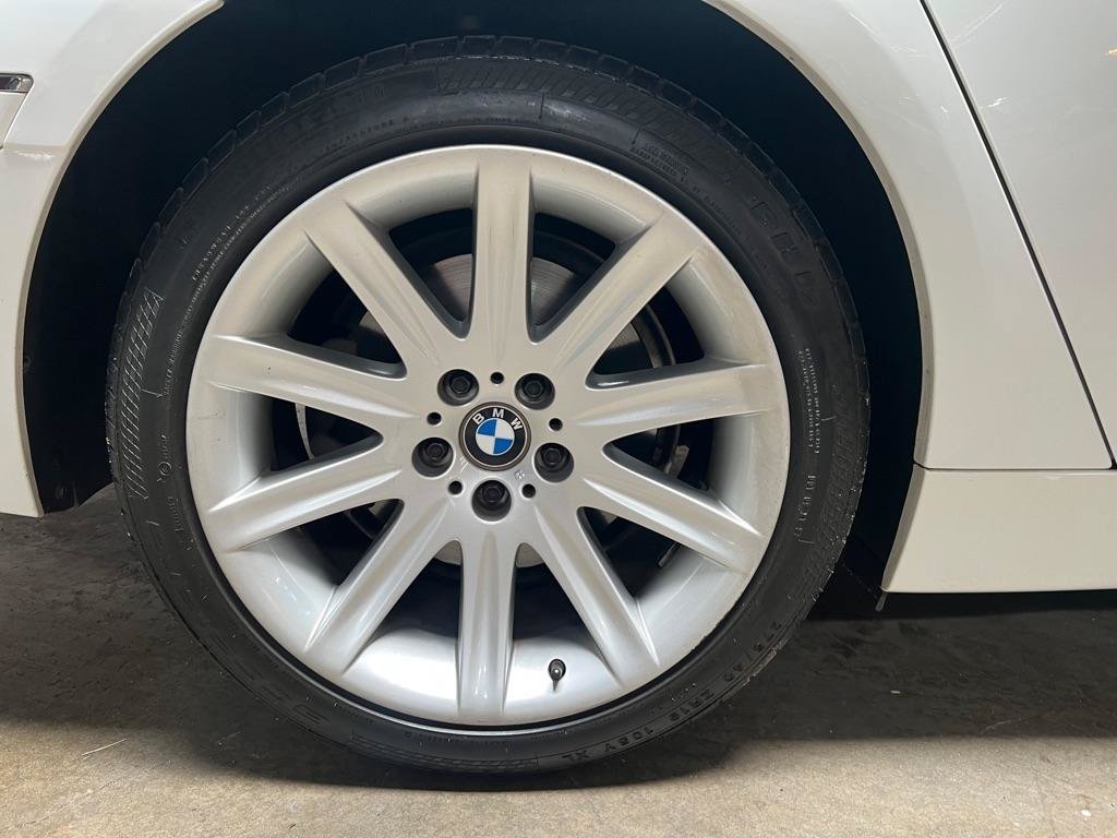 Used 2004 BMW 745Li RWD image 17
