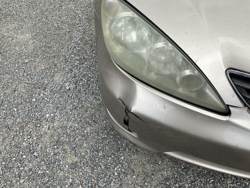 Used 2005 Toyota Camry LE FWD image 18