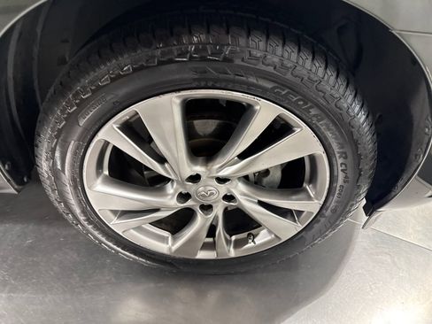 Used 2013 INFINITI JX35 AWD w/ Premium Pkg image 9