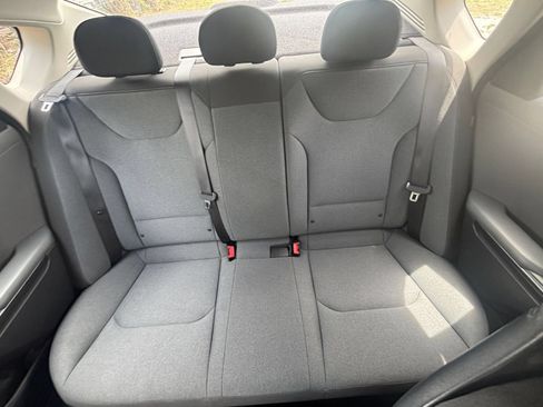 Used 2025 Kia K4 FWD image 37