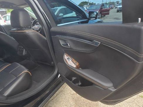 Used 2015 Chevrolet Impala LTZ FWD image 22