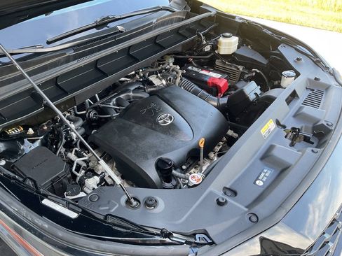Used 2021 Toyota Highlander XSE AWD/4WD image 61