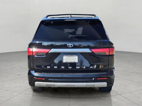 Used 2024 Toyota Sequoia Capstone image 6