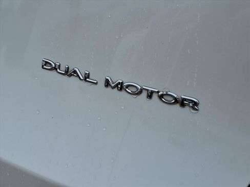 Used 2023 Tesla Model Y Long Range image 20