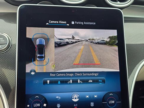 Used 2025 Mercedes-Benz C 300 4MATIC Sedan image 30