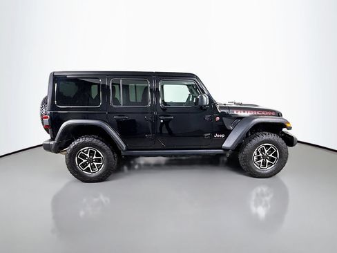 Used 2025 Jeep Wrangler Unlimited Rubicon AWD/4WD image 8