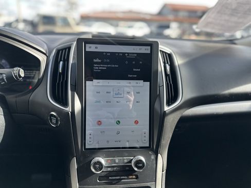 Used 2024 Ford Edge SEL image 20