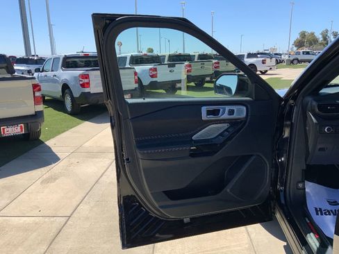 Used 2022 Ford Explorer ST w/ Equipment Group 401A image 9